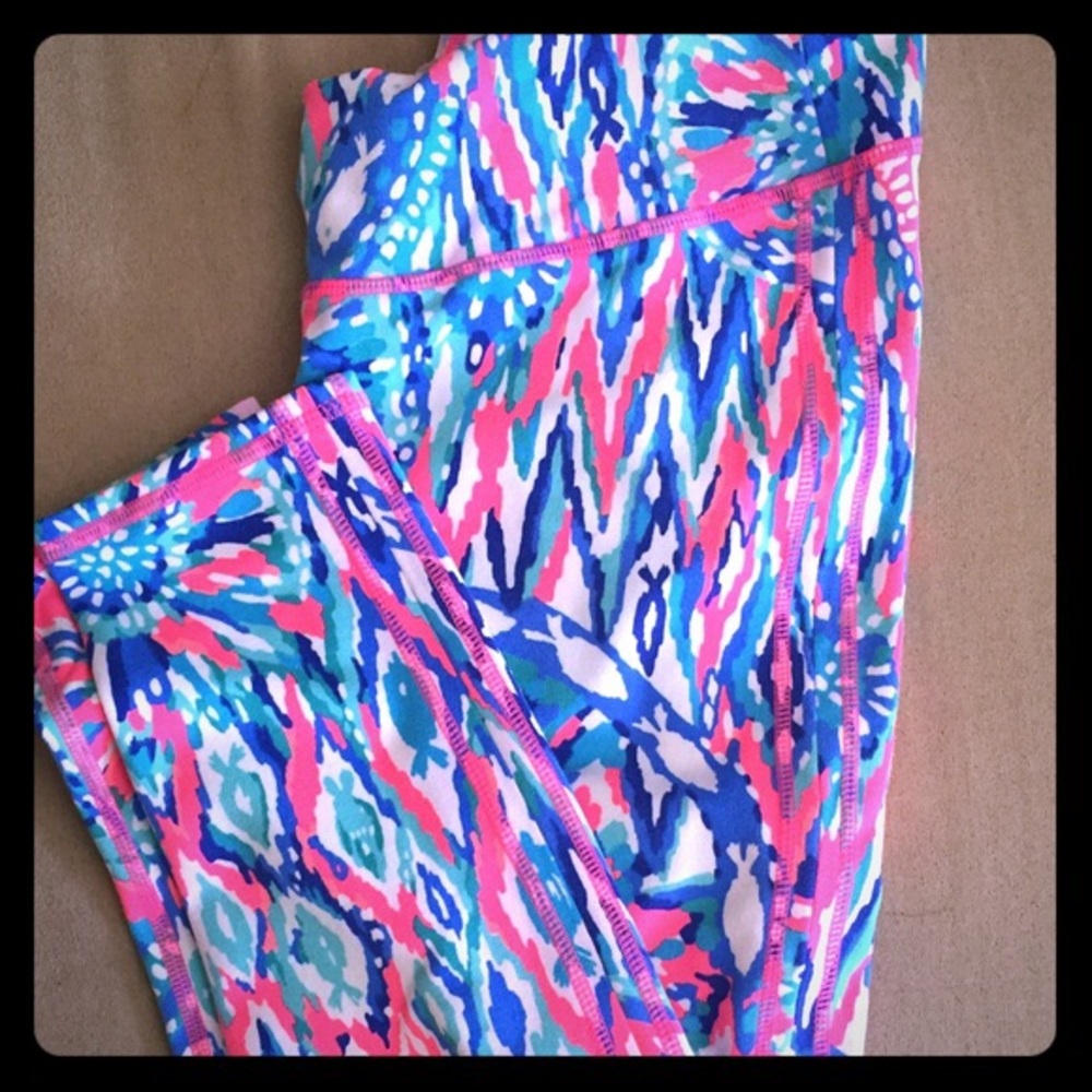 Lilly Pulitzer Luxletic Leggings Capris XL Pink